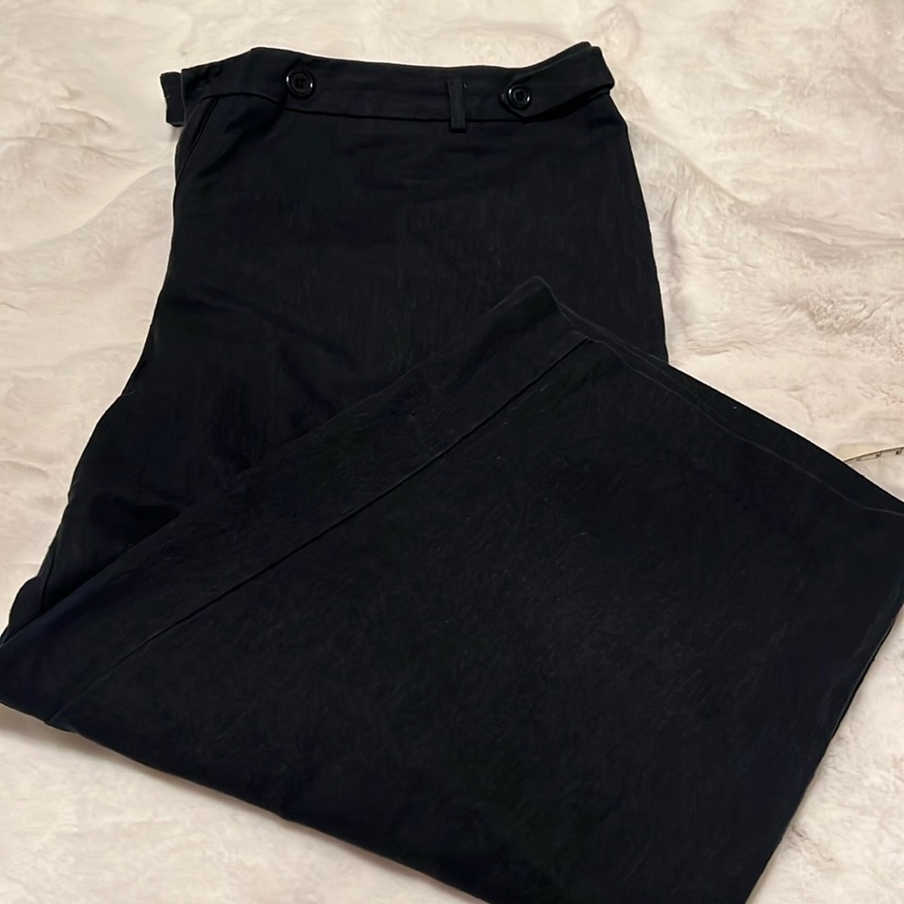 Lightweight denim look capris!